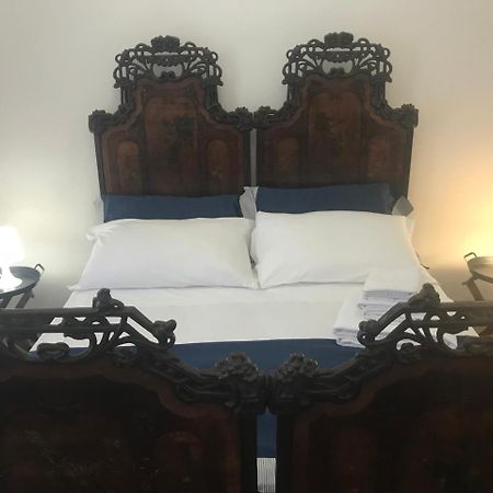 Aragona Rooms パレルモ エクステリア 写真