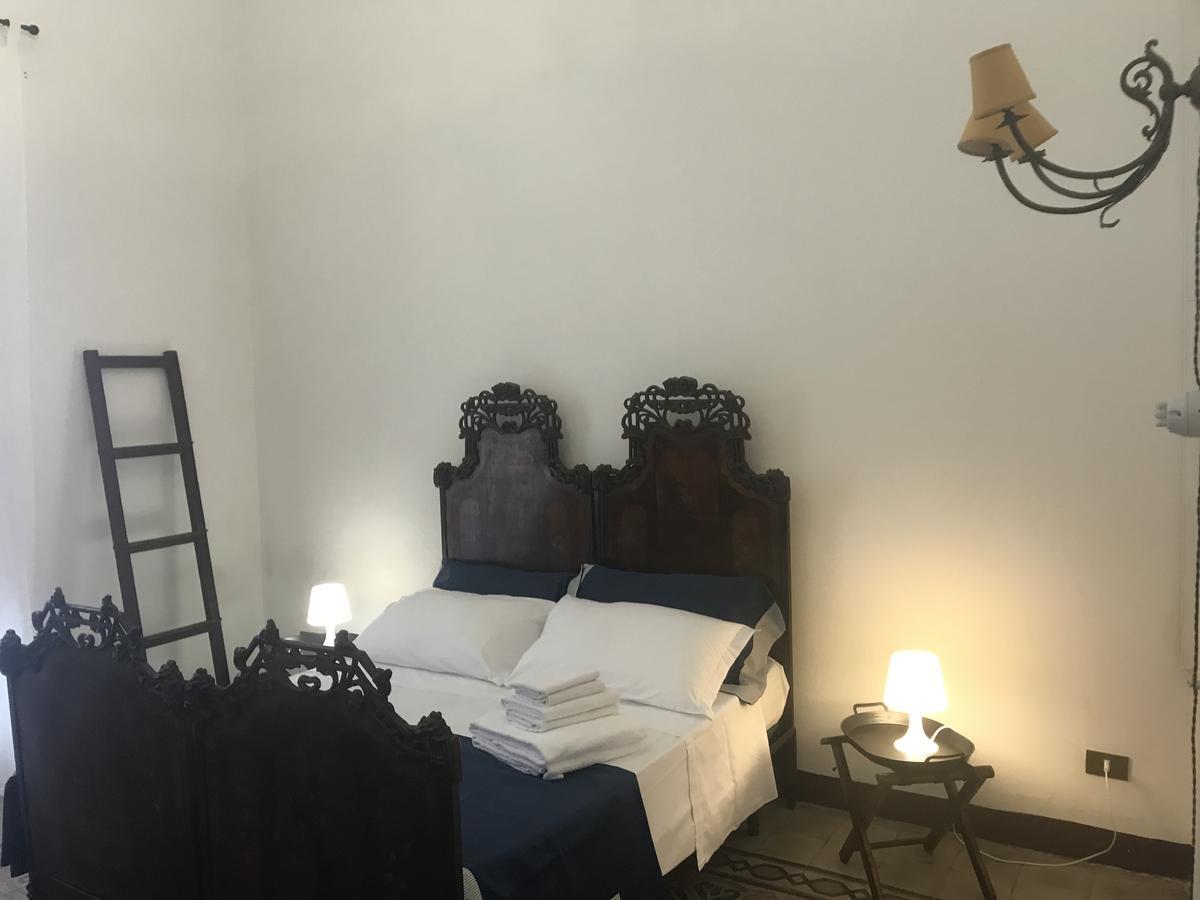 Aragona Rooms パレルモ エクステリア 写真